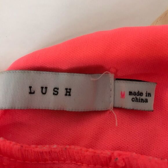 Lush Lace Overlay Romper sz M - Picture 3 of 6